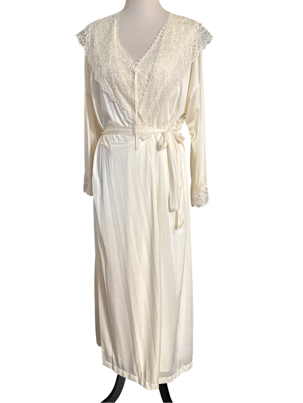 Ivory Lace-Trim gown & robe negligee set size small